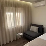 Anna's Blloku Apartment *