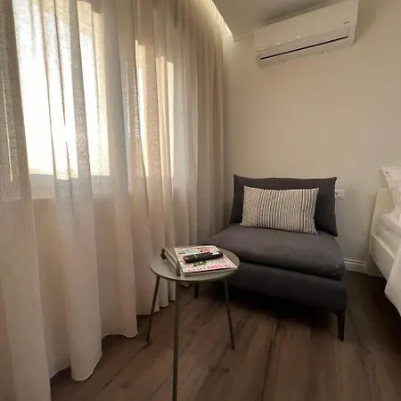 Anna's Blloku Appartement