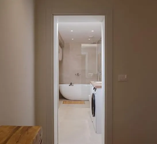 شقة Anna's Blloku *