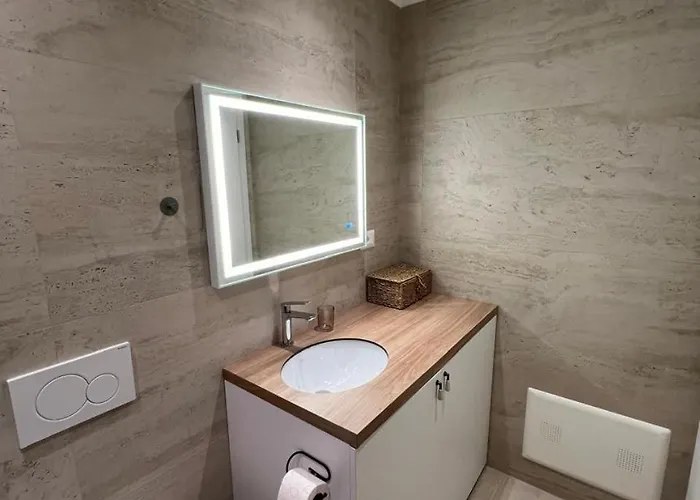 Anna's Blloku Apartamento