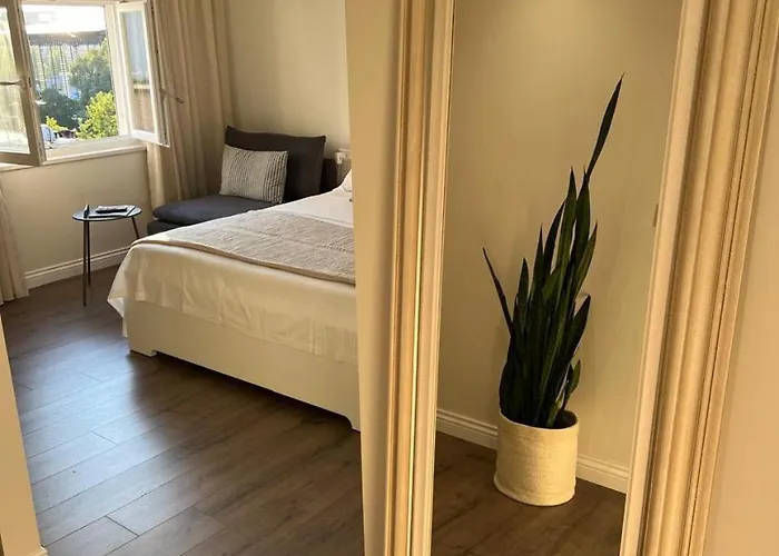 Anna's Blloku شقة