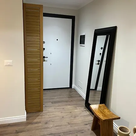 Anna's Blloku Tirana